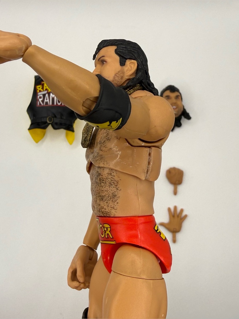 2023 WWE Mattel Ultimate Edition Series 16 Razor Ramon - Picture 5 of 5